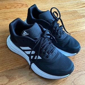 New Women’s Adidas Duramo Lightmotion Size 6